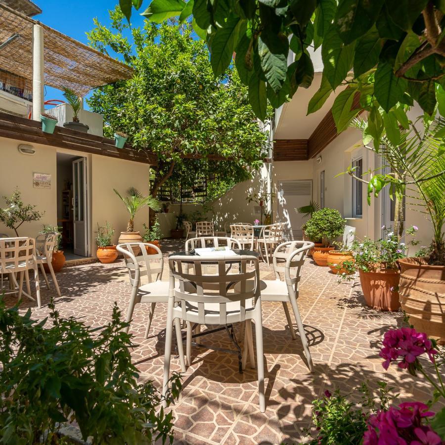 Geana Apartments Chania  Bagian luar foto