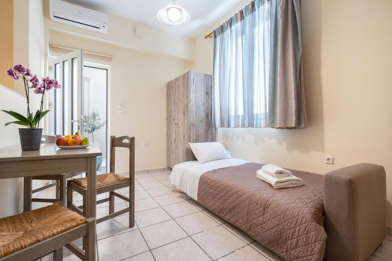 Geana Apartments Chania  Bagian luar foto