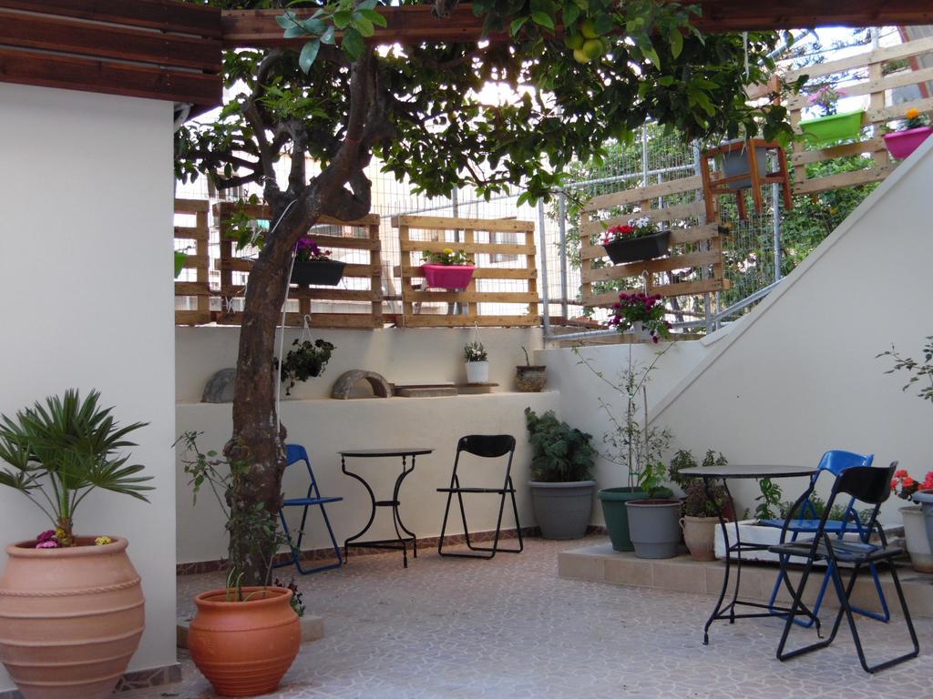 Geana Apartments Chania  Bagian luar foto